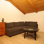 Haus Schroffenstein * שלאדמינג