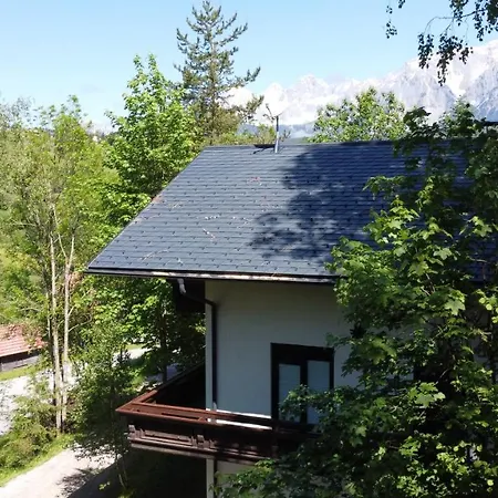 Апартаменты Haus Schroffenstein *